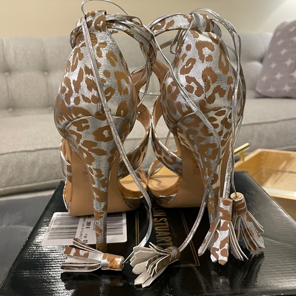 Sexy ankle strap silver metallic high Heels - Picture 6 of 15